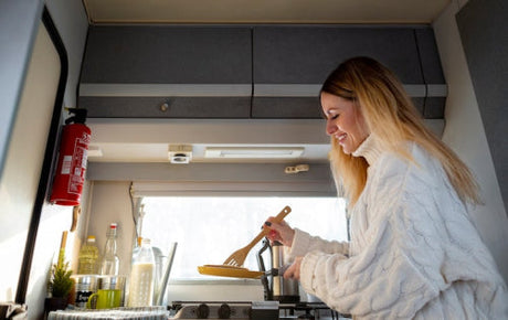 How to Use Modular Kitchen Fittings to Maximize Small Kitchen Spaces